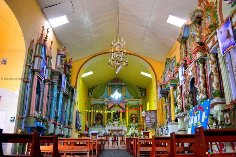 Galería e Información sobre la bella Iglesia Matriz de Aija.